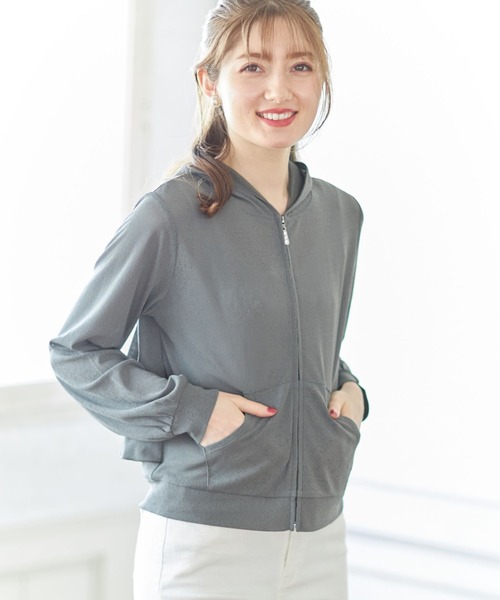 tocco closet(トッコ クローゼット)の「クリアビジューファスナー梨地UV加工バックフリルパーカー(パーカー・レディース・ブラック/オフホワイト/カーキ・M)」の11枚目の写真