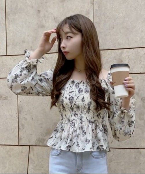 chuu(チュー)の「SONYUNARA 水墨柄シフォンブラウス(Tシャツ/カットソー・レディース・ダークグレー・FREE)」の12枚目の写真