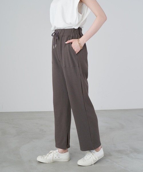 Chaco closet（チャコ クローゼット）の「ウエストリブスリットパンツ（その他パンツ・レディース・ネイビー/グレー/カーキ/アイボリー・FREE）」の19枚目の写真