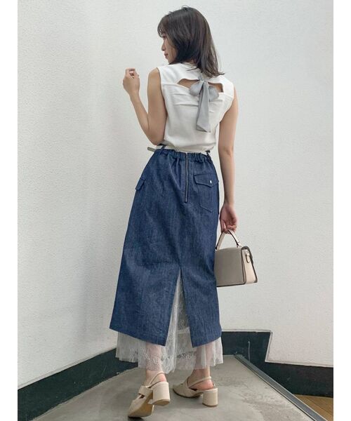 dazzlin（ダズリン）の「バックリボンノースリトップス（Tシャツ/カットソー・レディース・ブラック/グレー/オフホワイト/モカ・FREE）」の9枚目の写真