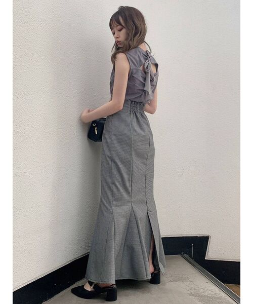 dazzlin（ダズリン）の「バックリボンノースリトップス（Tシャツ/カットソー・レディース・ブラック/グレー/オフホワイト/モカ・FREE）」の12枚目の写真