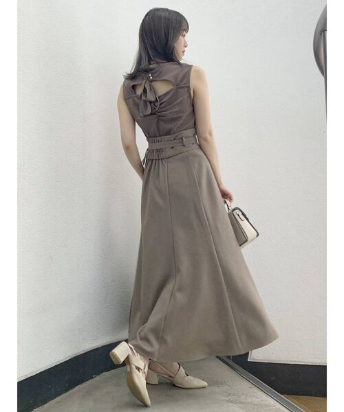 dazzlin（ダズリン）の「バックリボンノースリトップス（Tシャツ/カットソー・レディース・ブラック/グレー/オフホワイト/モカ・FREE）」の18枚目の写真