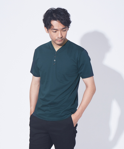 ABAHOUSE GRAY（アバハウスグレイ）の「【展開店舗限定】シルケット天竺 ヘンリーネック 半袖Tシャツ（Tシャツ/カットソー・メンズ・ホワイト/ブラック/ダークグリーン/ネイビー/ブラウン/グレイッシュベージュ・46/48/50）」の6枚目の写真