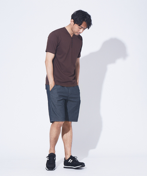ABAHOUSE GRAY（アバハウスグレイ）の「【展開店舗限定】シルケット天竺 ヘンリーネック 半袖Tシャツ（Tシャツ/カットソー・メンズ・ホワイト/ブラック/ダークグリーン/ネイビー/ブラウン/グレイッシュベージュ・46/48/50）」の15枚目の写真