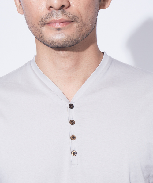 ABAHOUSE GRAY（アバハウスグレイ）の「【展開店舗限定】シルケット天竺 ヘンリーネック 半袖Tシャツ（Tシャツ/カットソー・メンズ・ホワイト/ブラック/ダークグリーン/ネイビー/ブラウン/グレイッシュベージュ・46/48/50）」の16枚目の写真