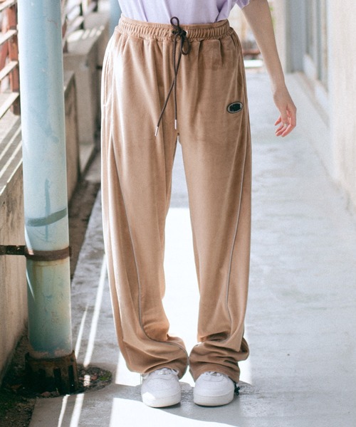 X-girl（エックスガール）の「VELOUR LOUNGE PANTS（その他パンツ・レディース・ブラック/ベージュ/ブルー・S/M）」の2枚目の写真