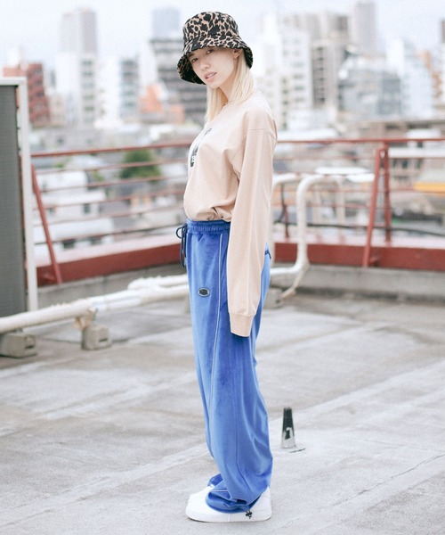 X-girl（エックスガール）の「VELOUR LOUNGE PANTS（その他パンツ・レディース・ブラック/ベージュ/ブルー・S/M）」の4枚目の写真