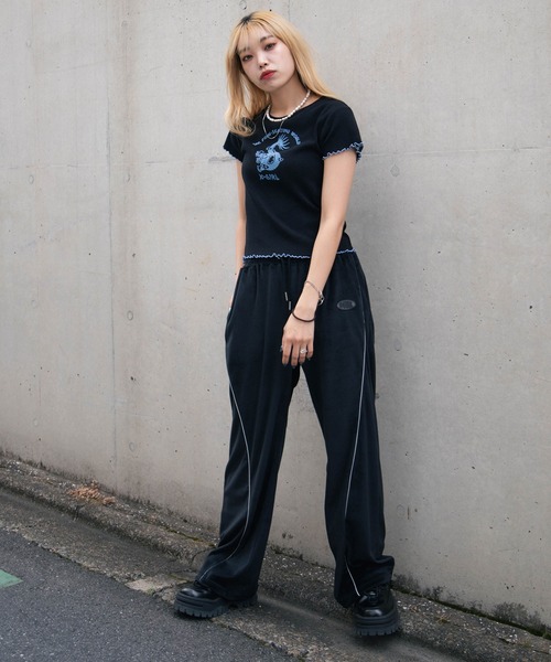 X-girl（エックスガール）の「VELOUR LOUNGE PANTS（その他パンツ・レディース・ブラック/ベージュ/ブルー・S/M）」の8枚目の写真