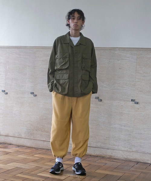wonderland(ワンダーランド)の「DOUBLE KNEE FLEECE PANTS(その他パンツ・メンズ・クリーム/ブラック・2/0/1)」の10枚目の写真