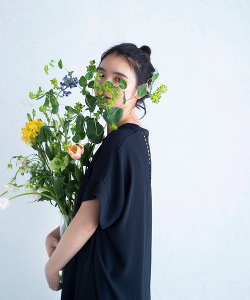 ONEME（ワンム）の「ONEME Back lace Dress（ワンピース・レディース・ネイビー/イエロー・FREE）」の16枚目の写真