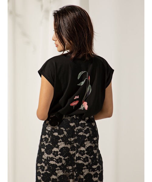 DURAS(デュラス)の「バックプリントフラワーTシャツ(Tシャツ/カットソー・レディース・ベージュ/ブラック/ホワイト・FREE)」の10枚目の写真