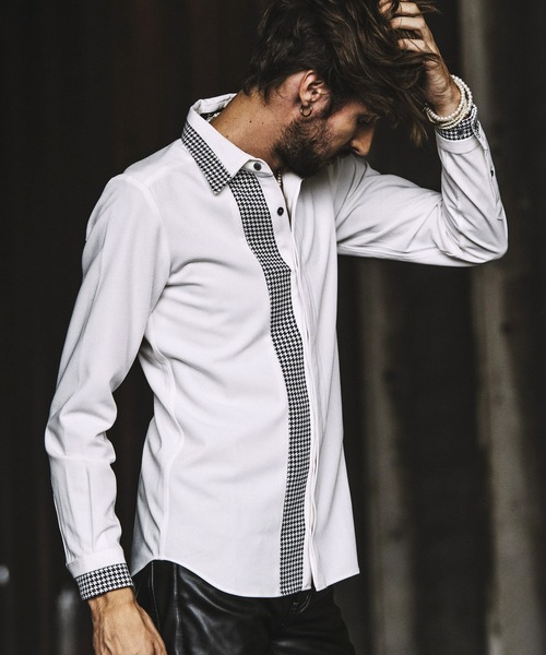 NO ID.（ノーアイディ）の「フライフロント切替レギュラーカラーSH（シャツ/ブラウス・メンズ・ホワイト/ブラック/ベージュ/ネイビー・1/2）」の2枚目の写真