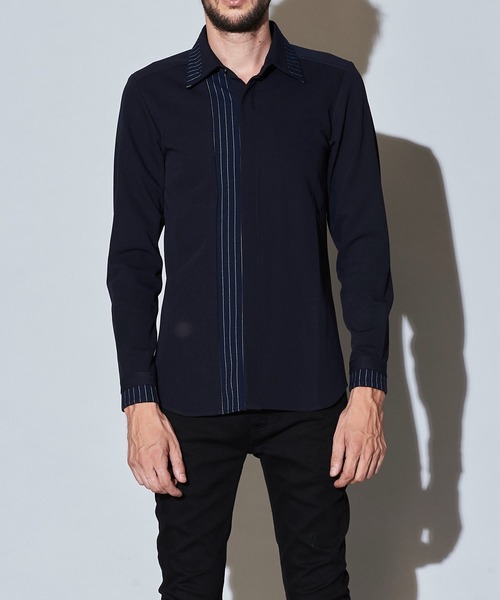 NO ID.（ノーアイディ）の「フライフロント切替レギュラーカラーSH（シャツ/ブラウス・メンズ・ホワイト/ブラック/ベージュ/ネイビー・1/2）」の13枚目の写真