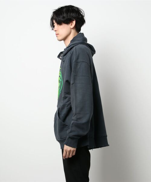 ALCHEMIST(アルケミスト)の「【ALCHEMIST / アルケミスト】CASEY KEY HOODIE NO LEATHER(Tシャツ/カットソー・メンズ・ブラック・MEDIUM/LARGE)」の16枚目の写真