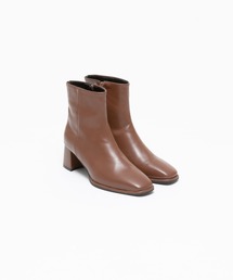 スクエアトゥヒールショートブーツ