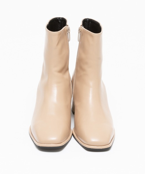 ZAKKA-BOX（ザッカボックス）の「スクエアトゥヒールショートブーツ（ブーツ・レディース・ブラック/ベージュ/ブラウン/アイボリー・23㎝/24㎝/25㎝/23.5㎝/24.5㎝）」の19枚目の写真