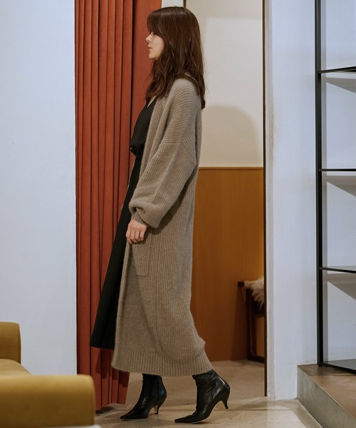 Whim Gazette（ウィムガゼット）の「片畦ロングカーディガン（カーディガン/ボレロ・レディース・ライトグレー/ベージュ・38/36）」の11枚目の写真