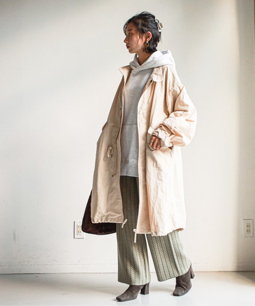 feepur（フェピュール）の「裏起毛オーバーサイズパーカー（パーカー・レディース・オフホワイト/チャコールグレー/杢グレー/グリーン/ブルー/エンジ・MEDIUM）」の12枚目の写真