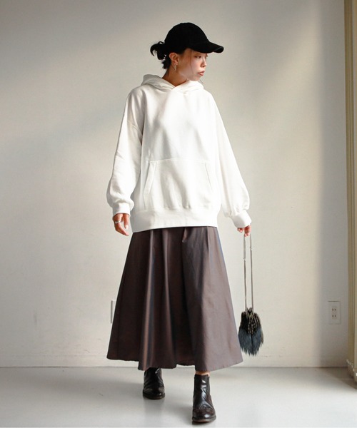 feepur（フェピュール）の「裏起毛オーバーサイズパーカー（パーカー・レディース・オフホワイト/チャコールグレー/杢グレー/グリーン/ブルー/エンジ・MEDIUM）」の15枚目の写真