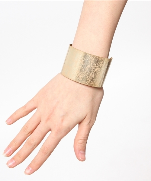 Ray BEAMS(レイビームス)の「【販売不可】Lapuis / プレート バングル(バングル/リストバンド・レディース・その他1/その他2・ONE SIZE)」の6枚目の写真