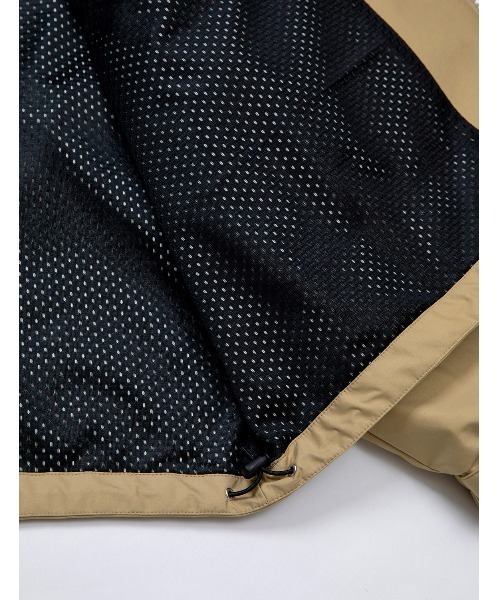 MR.GENTLEMAN（ミスタージェントルマン）の「NYLON MOUNTAIN PARKA（マウンテンパーカー・メンズ・カーキ/ベージュ/ブラック・MEDIUM/X-LARGE/LARGE）」の5枚目の写真