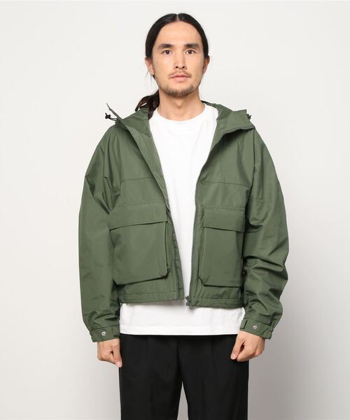 MR.GENTLEMAN（ミスタージェントルマン）の「NYLON MOUNTAIN PARKA（マウンテンパーカー・メンズ・カーキ/ベージュ/ブラック・MEDIUM/X-LARGE/LARGE）」の10枚目の写真