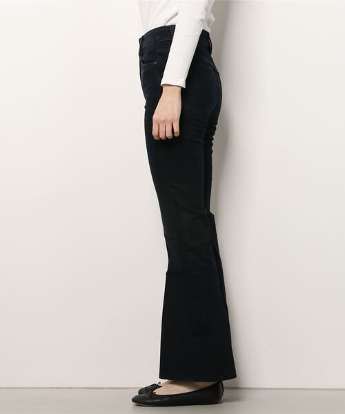 G-STAR(ジースター)の「3301 FLARE JEANS/フレア/スキニー(デニムパンツ・レディース・ダークインディゴブルー・25/30/25/28)」の9枚目の写真