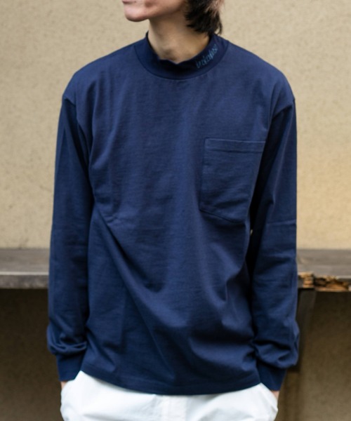 BROKEN BASE（ブロークンベース）の「ロゴモックネックロングスリーブTシャツ（Tシャツ/カットソー・メンズ・ホワイト/ネイビー・MEDIUM/LARGE）」の2枚目の写真