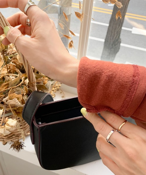 CEMONEMO（セモネモ）の「裏起毛 指穴 ピンタック タートルネック プルオーバー（Tシャツ/カットソー・レディース・アイボリー/ベージュ/ブラック/レンガ・FREE）」の7枚目の写真