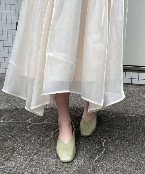 archives（アルシーヴ）の「アシメパンプス（パンプス・レディース・アイボリー/ブラック/ミント・MEDIUM/LARGE）」の6枚目の写真