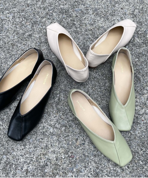 archives（アルシーヴ）の「アシメパンプス（パンプス・レディース・アイボリー/ブラック/ミント・MEDIUM/LARGE）」の5枚目の写真