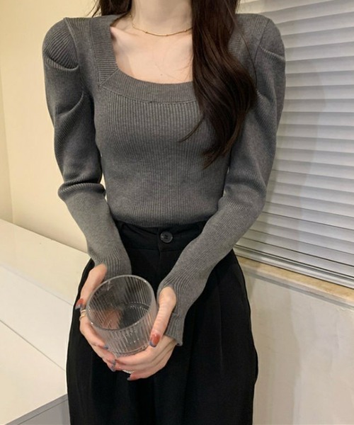 Jewelobe(ジュエローブ)の「タックスリーブスクエアネックニットトップス(ニット/セーター・レディース・ホワイト/ブラック/ブラウン/ブルー/杢グレー・FREE)」の9枚目の写真