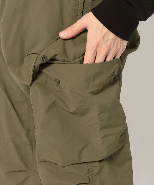 AVIREX(アヴィレックス)の「【直営店限定】バギーフィット イージー カーゴパンツ / BAGGY FIT EASY CARGO PANTS / アヴィレックス / AVIREX(その他パンツ・メンズ・オリーブ/タン・1/2/3)」の9枚目の写真
