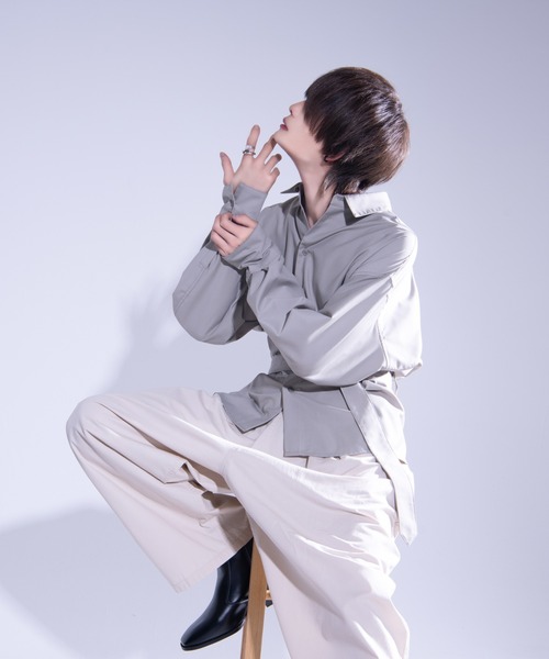 ADRER スペシャルギミックシャツ 2種 ADRER（アドラー）の「Special gimmick shirt/スペシャル