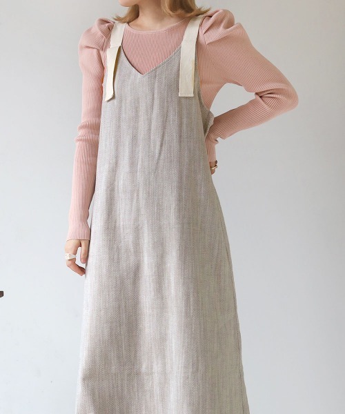 Bab（バブ）の「ヘリンボーンキャミソールワンピース（ワンピース・レディース・ブラック/ベージュ/ライトグレー・M）」の4枚目の写真