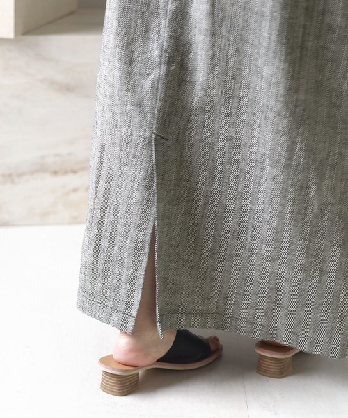 Bab（バブ）の「ヘリンボーンキャミソールワンピース（ワンピース・レディース・ブラック/ベージュ/ライトグレー・M）」の10枚目の写真