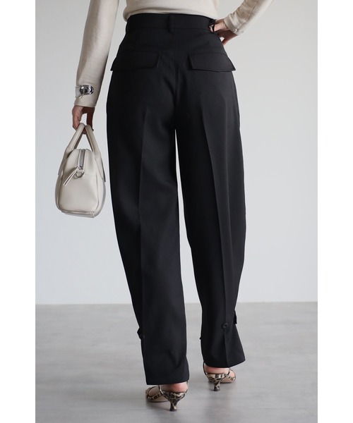 Bonjour Sagan(ボンジュールサガン)の「アンクルベルトスラックス(その他パンツ・レディース・ベージュ/ブラック・MEDIUM/LARGE)」の8枚目の写真