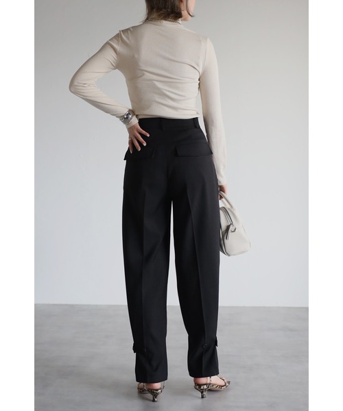 Bonjour Sagan(ボンジュールサガン)の「アンクルベルトスラックス(その他パンツ・レディース・ベージュ/ブラック・MEDIUM/LARGE)」の9枚目の写真