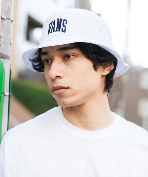 VANS（バンズ）の「VANS/ヴァンズ M VANS Logo HAT バケットハット バケハ カレッジロゴ（ハット・メンズ・ホワイト/ネイビー・FREE）」の19枚目の写真