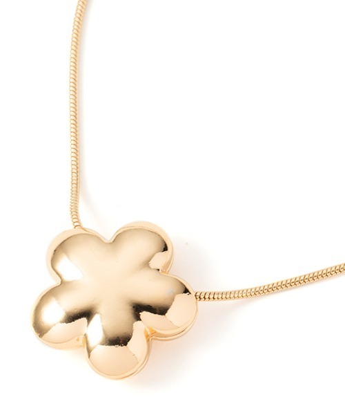 Casselini（キャセリーニ）の「Casselini(キャセリーニ)フラワーネックレス（ネックレス・レディース・シルバー/ゴールド・FREE）」の4枚目の写真