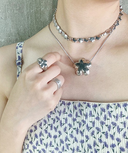 Casselini（キャセリーニ）の「Casselini(キャセリーニ)フラワーネックレス（ネックレス・レディース・シルバー/ゴールド・FREE）」の10枚目の写真