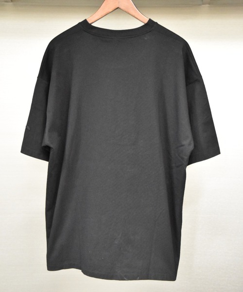 Modern Amusement(モダンアミューズメント)の「ModernAmusement-Platino-/モダンアミューズメント-プラティノ-/ルーズシルエットTシャツ(CROW)(Tシャツ/カットソー・メンズ・ブラック/ホワイト・48/50/52/46)」の3枚目の写真