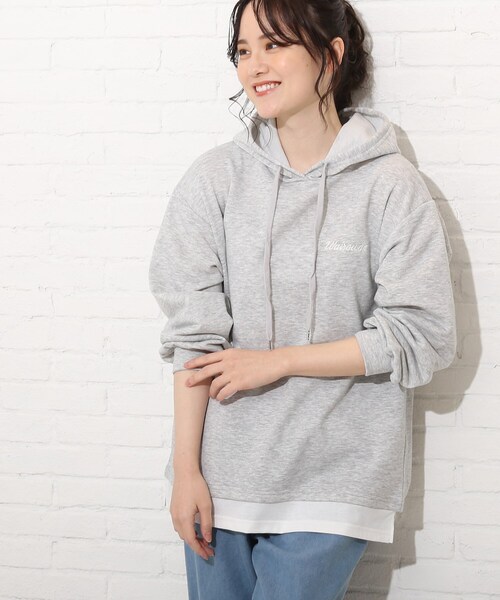Cutie Blonde（キューティーブロンド）の「◆【S-L】裾レイヤード風フーディ（パーカー・レディース・グレー/ブラック/グリーン・01/02/03）」の14枚目の写真