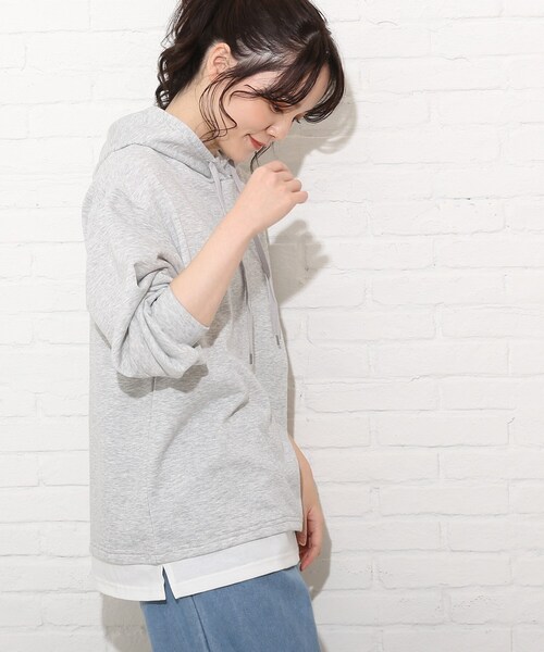 Cutie Blonde（キューティーブロンド）の「◆【S-L】裾レイヤード風フーディ（パーカー・レディース・グレー/ブラック/グリーン・01/02/03）」の15枚目の写真