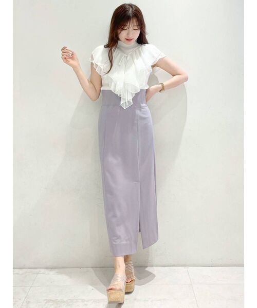 MERCURYDUO(マーキュリーデュオ)の「2WAY異素材ボリュームラッフルニット(ニット/セーター・レディース・オフホワイト/ブラック/ベビーピンク・FREE)」の12枚目の写真