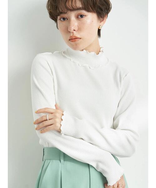 earth music&ecology（アースミュージックアンドエコロジー）の「リブメローハイネックプルオーバー*（その他トップス・レディース・ブラック/ライトカーキ/オフホワイト/グレイッシュベージュ・S/M）」の5枚目の写真