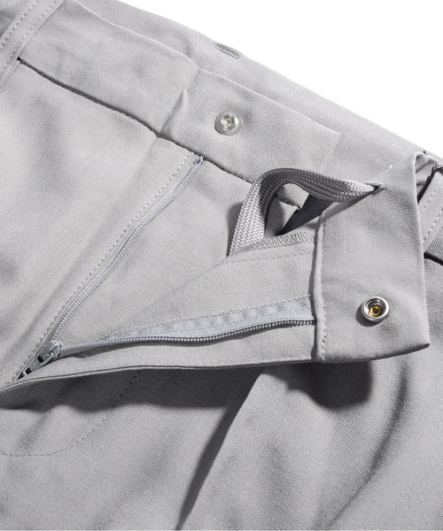 neos(ネオス)の「【neos -addictive design-】ルーズシルエット 裾スリット ストレッチ スラックス ワイドパンツ(スラックス・メンズ・オフホワイト/ブラック/グレー/ベージュ・MEDIUM/LARGE/X-LARGE)」の20枚目の写真