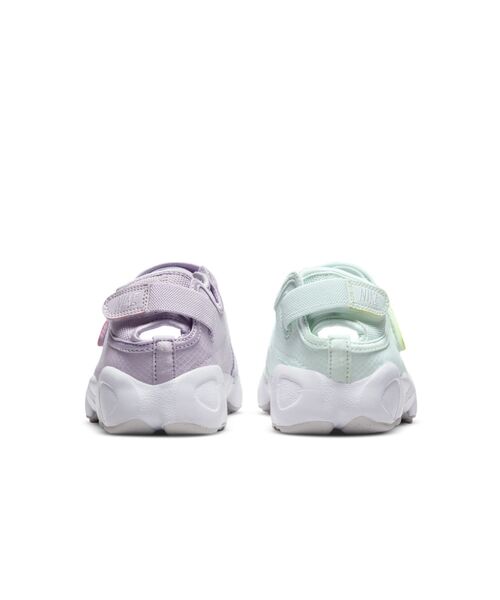 NIKE（ナイキ）の「ナイキ エア リフト ウィメンズシューズ / サンダル / Nike Air Rift Women's Shoes＜22-29cm 展開＞（サンダル・レディース・ライトグリーン・23/24/25/26/22/29/28/27）」の4枚目の写真