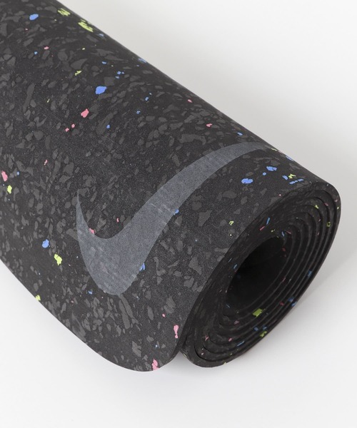NIKE（ナイキ）の「NIKE　ムーブ ヨガマット　4mm（その他・レディース・ブラック/ベージュ系その他・-）」の3枚目の写真