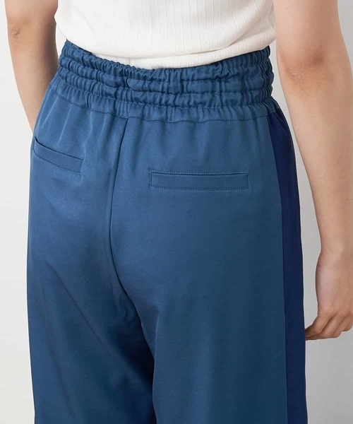 A de a.v.v(アードアー・ヴェ・ヴェ)の「サイドシフォンドッキングパンツ(その他パンツ・レディース・ミント/ブルー/ブラック・36/38)」の18枚目の写真